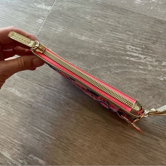 Lilly Pulitzer Printed Zip Top Wallet in Resort White Party Like A Lobstar - Picture 7 of 11